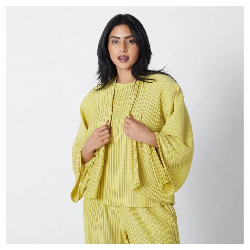 Wynne Layers Womens Pear Pleated Plisse Knit Cardigan Sweater Shrug Plus Size 2X
